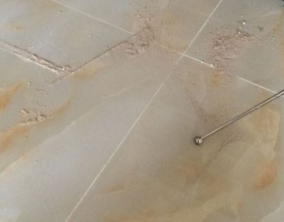 龙凤瓷砖空鼓维修公司分享粘合剂选择不当在瓷砖铺贴过程中可能导致以下问题